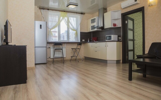Apartment on 7-ya proseka 92