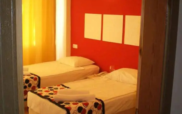 Skys Hotel