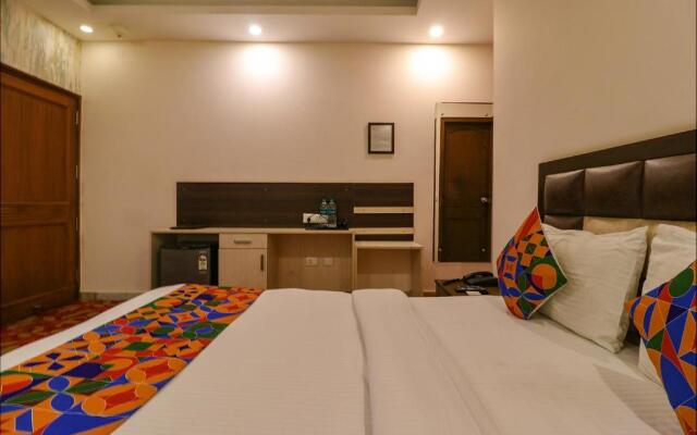 FabHotel Qotel Nirvana Suites