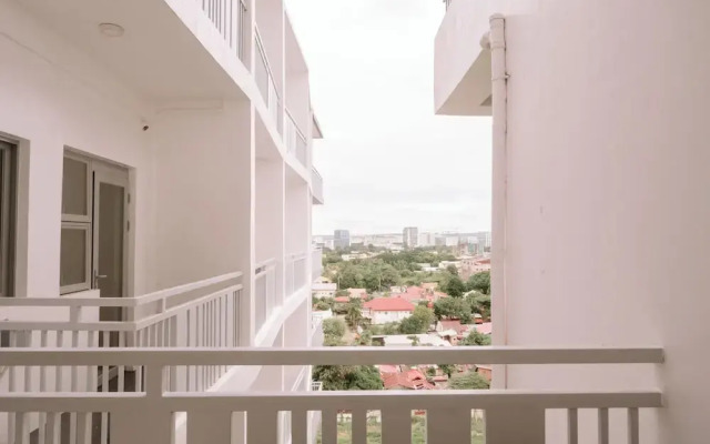 Stylish 1BR City Apartment