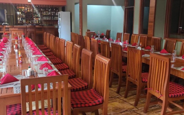 Summit Lodge