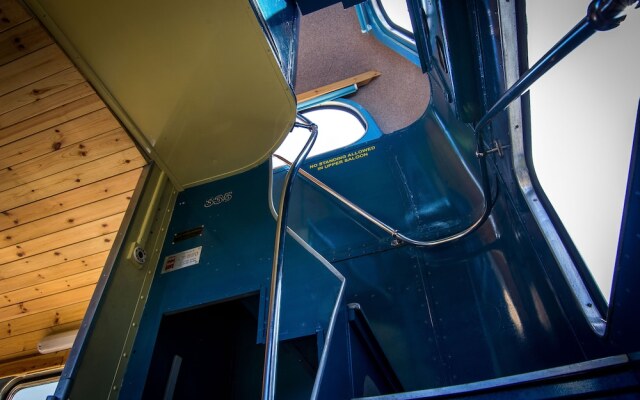 Ceridwen Glamping, Double decker Bus and Yurts