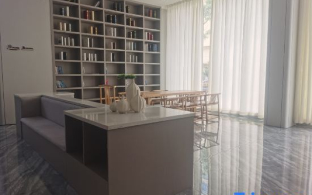 Pinyue Xihan Collection Hotel (Haiyun Square)