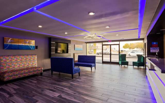 SureStay Plus Hotel by Best Western Point Richmond