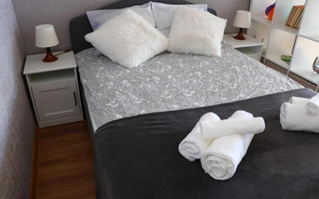 Crystal Apartment