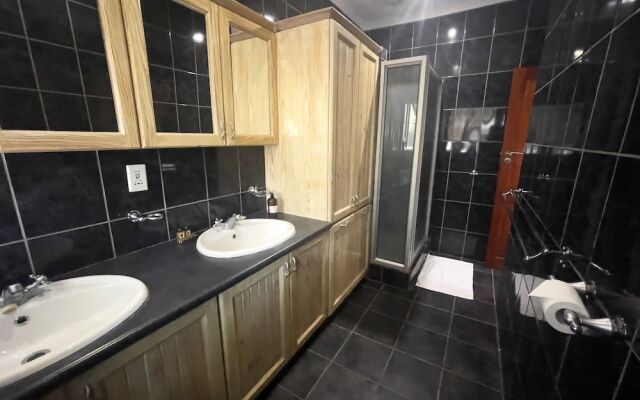 Border Close Guesthouse