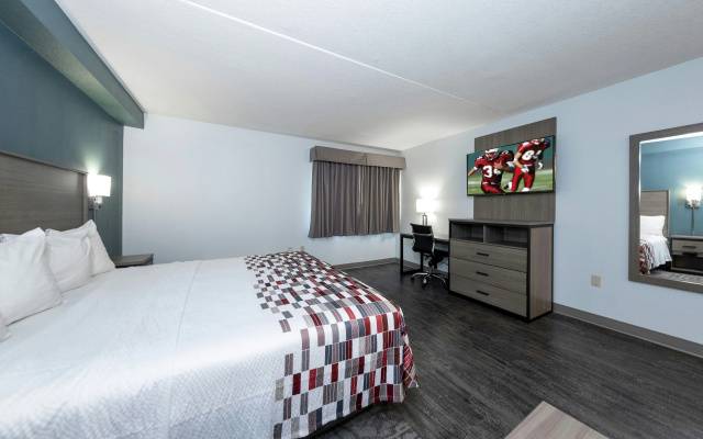 Red Roof Inn & Suites Wilmington - New Castle