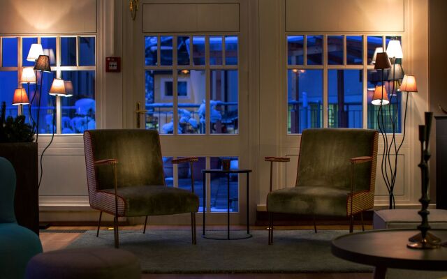TWO TIMEZ - Boutique Hotel