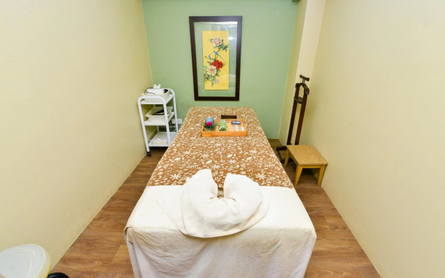 The Settlement Hotel