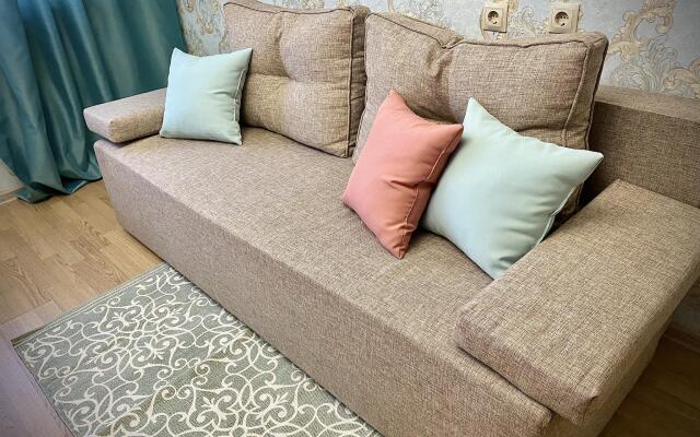 Rental Family Rooms (Рентал Фэмили) на улице Владимира Невского 25/3