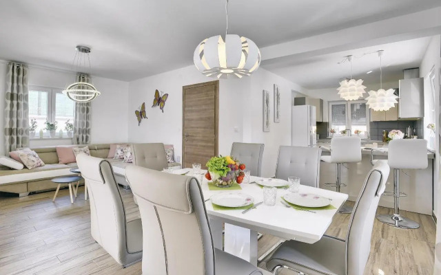 Holiday house Vedrana, Jadreški