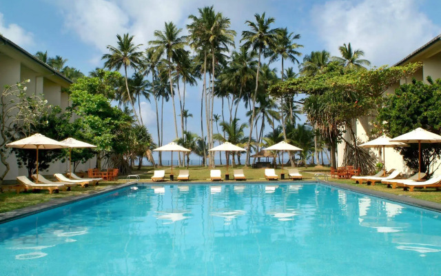 Mermaid Hotel & Club