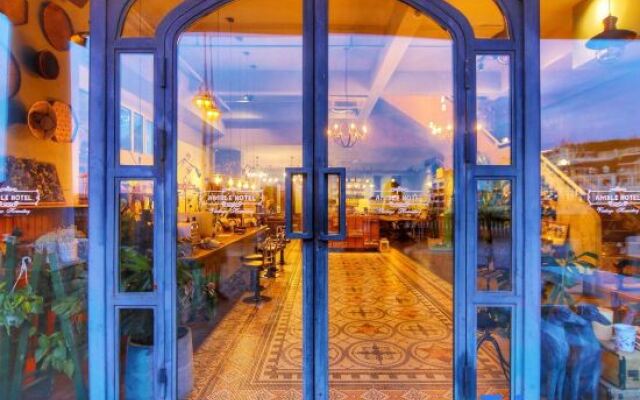 Amble Hotel