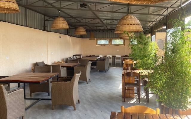 Comfort E Suites