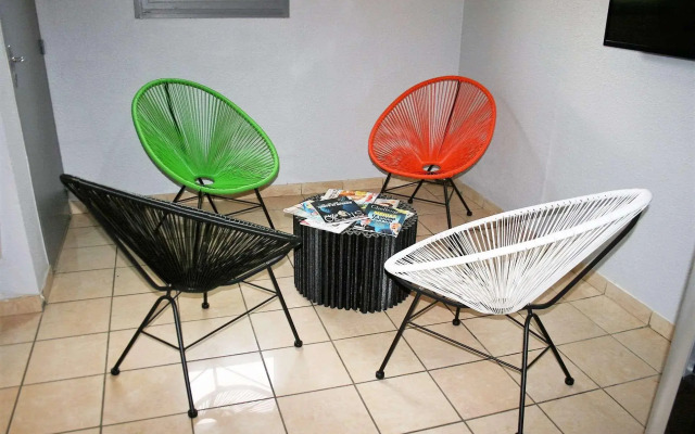 Kyriad Direct Arles