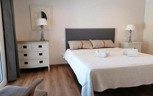 Villa 15,great Spot Ourabeach, Albufeira