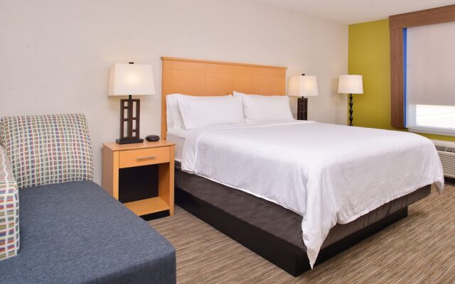 Holiday Inn Express Stockton Southeast