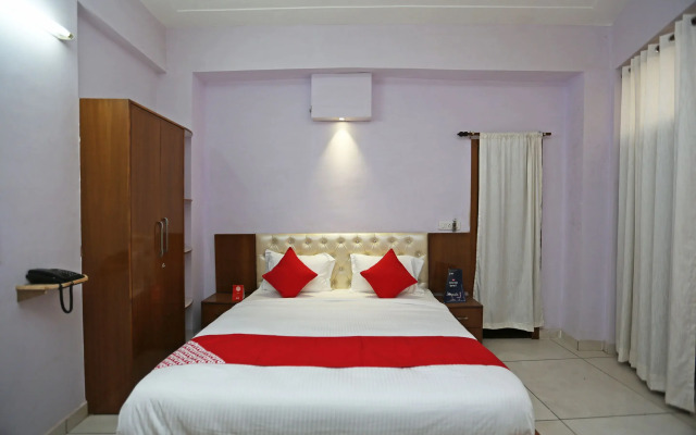 Oyo 16761 Rk Regency