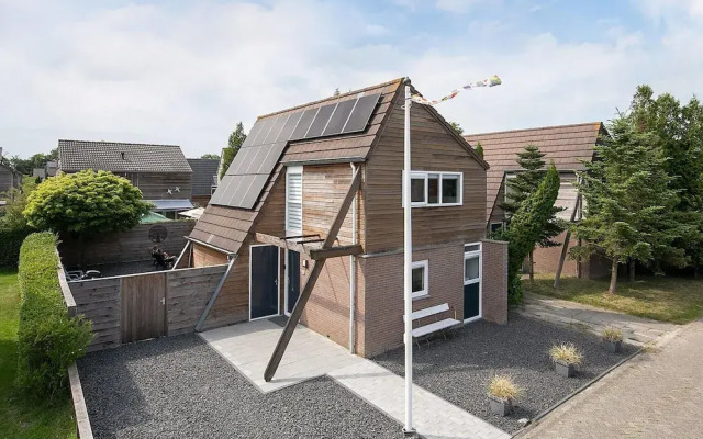 Apartment in Friesland Near Scenic Canals