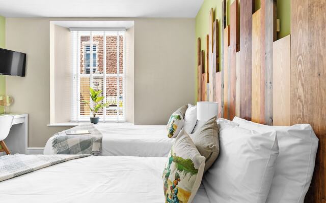 Park View Rooms and Relaxation