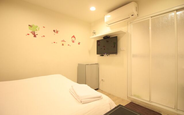 Fengjia Corner Hostel