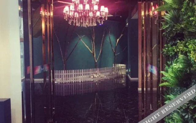 Shuguang Hotel