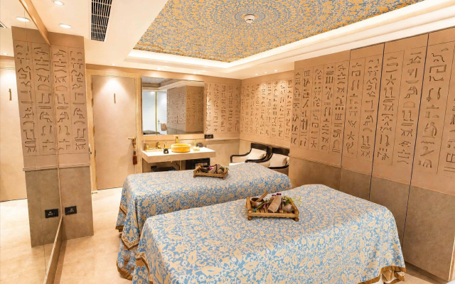 Radisson Blu MBD Hotel Noida – Guest Rooms – Noida