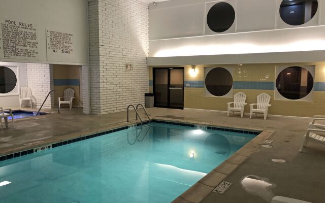 FairBridge Inn, Suites & Outlaw Conference Center Kalispell