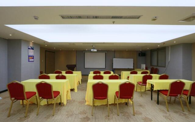 Lavande Hotels Foshan Pioneer Industrial Park