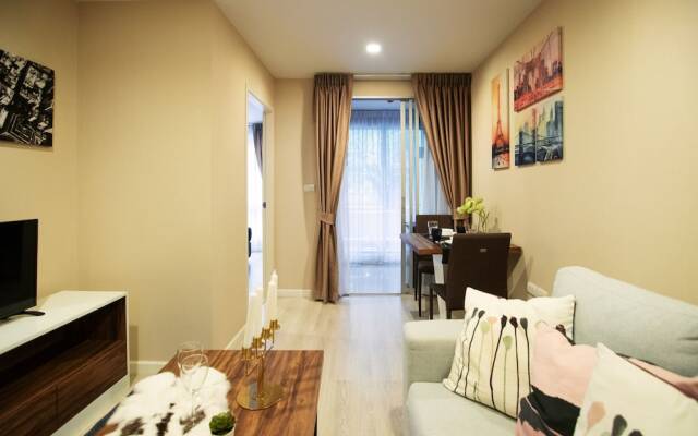 Near BK University Quiet Condo in Rama4 bkb141
