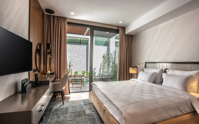 Unique Life Style Hotel