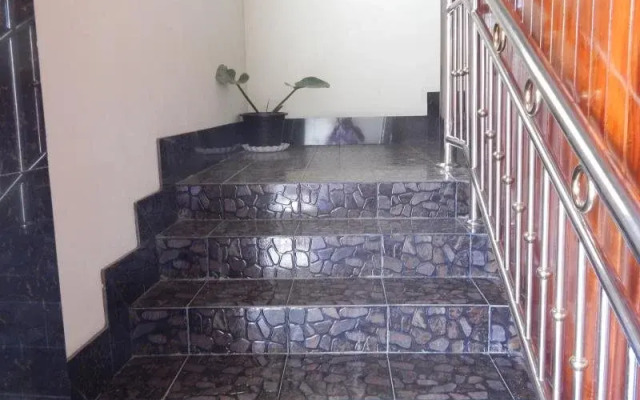Khemphonelor II Guesthouse
