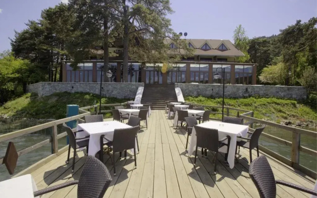 Taksim International Abant Köşk Hotel