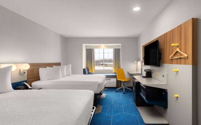 Microtel Inn & Suites by Wyndham Independence