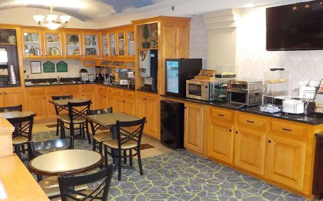 SureStay Plus Hotel by Best Western Warner Robins AFB