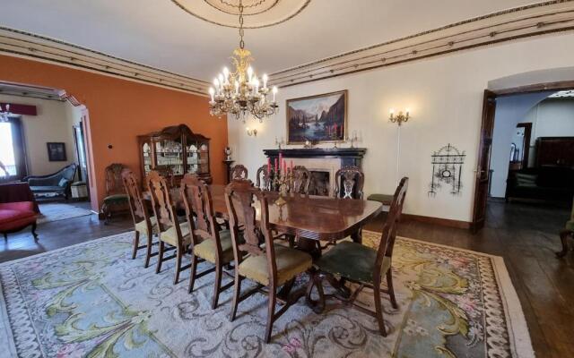 Palacete Salas 18A01