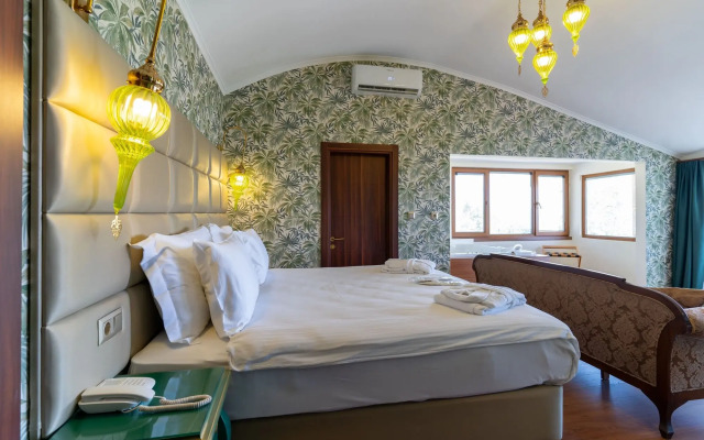 Motali Life Hotel