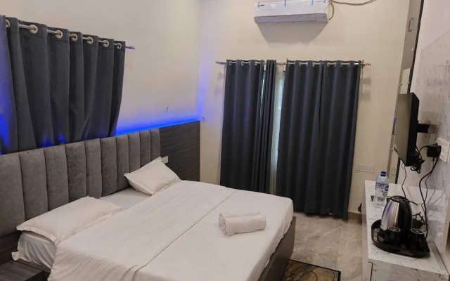 Raghupati Raghav Raja Ram Inn