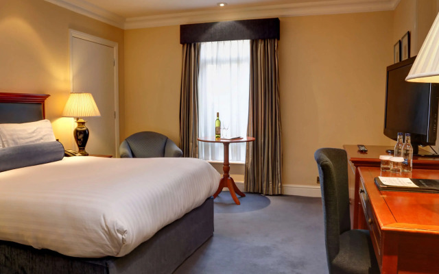 Manor Hotel Solihull, BW Signature Collection