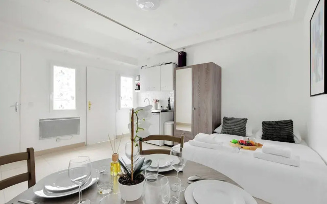 Charming Studio for 2 - Near Voltaire & 11th Arr. Town Hall, Paris