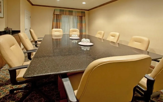 Staybridge Suites Albuquerque - Airport by IHG