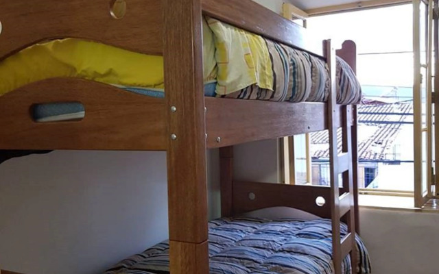 The Embassy - Backpackers