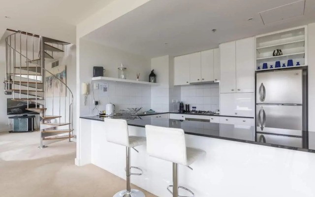 The Waterfront Apartments, Geelong