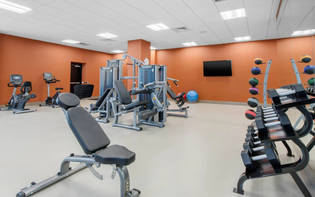 Cambria Hotel College Park