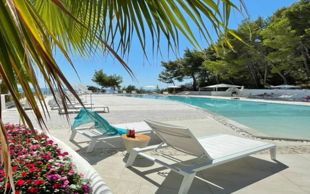 Hotel Baia Dei Faraglioni