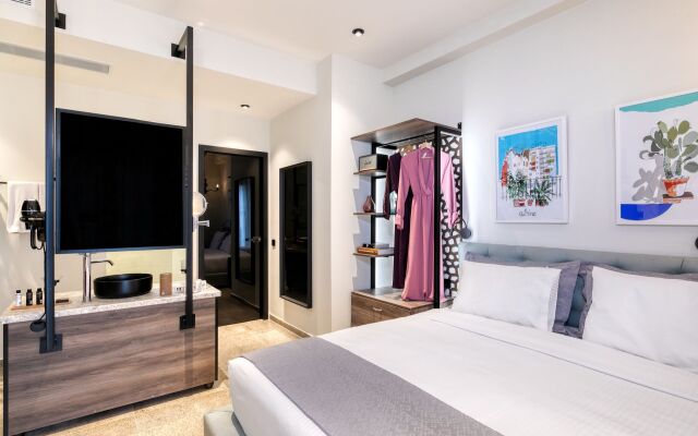 Athens Ivy Suites