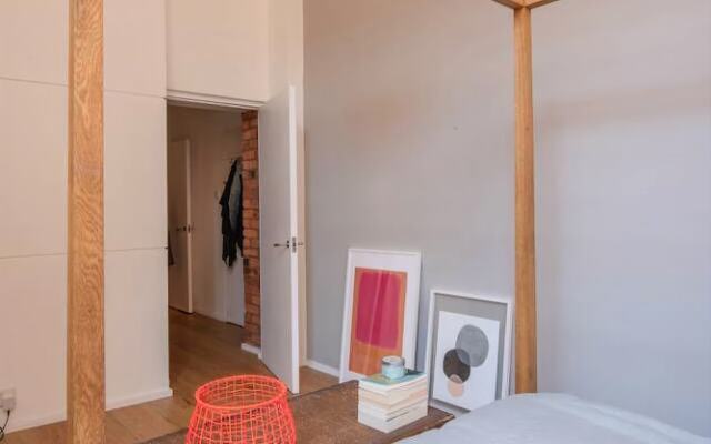 Stylish 2 Bed Duplex Flat in Castlefield