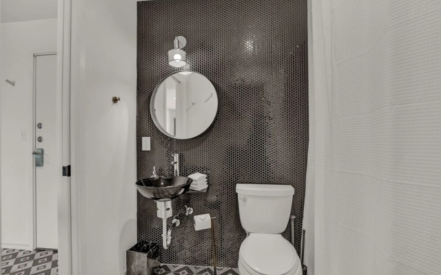 Stunning Soco Studio-skyline Views-steps to Dtown!