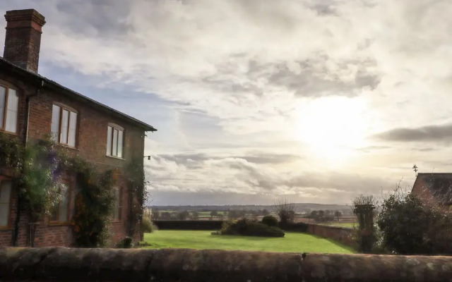 The Manor House at Kenwick Lodge
