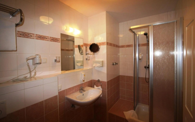 Suite Hotel 900m zur Oper